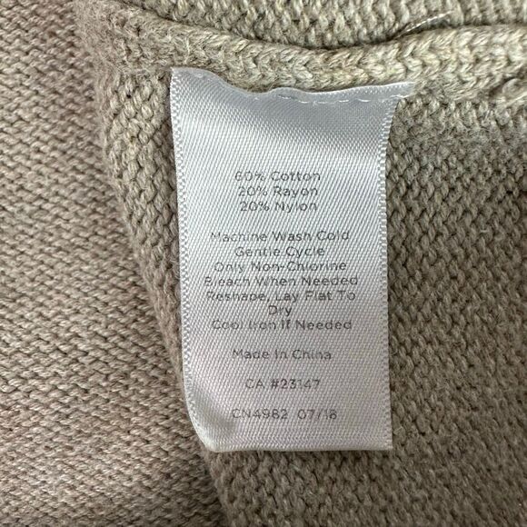 Talbots Women’s Pullover Fair Isle size Medium Beige White Sweater - Picture 6 of 6